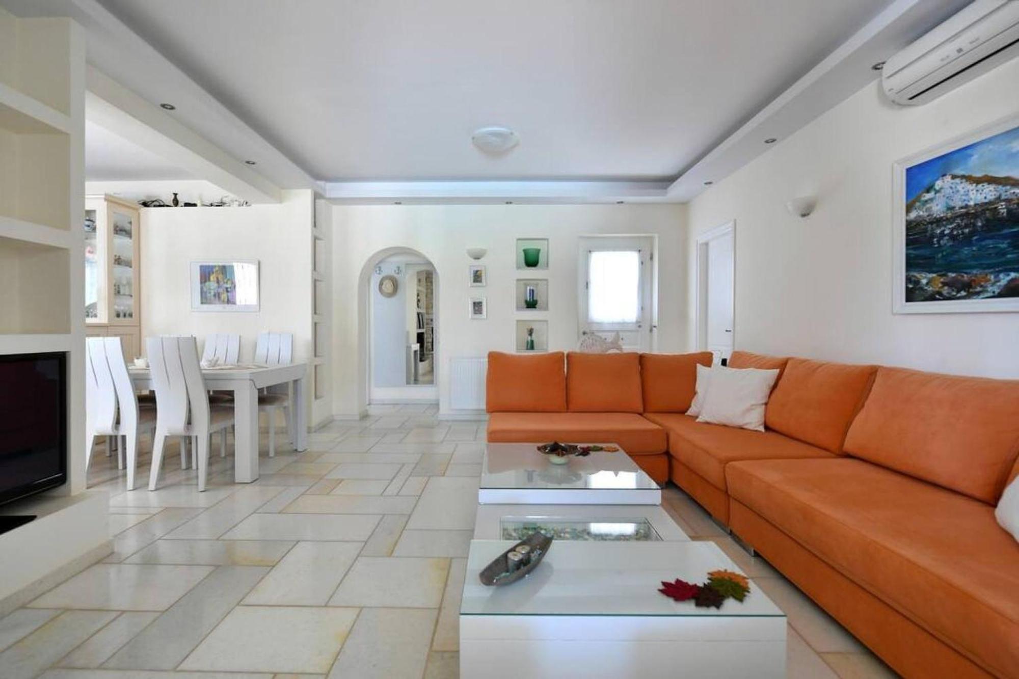 Villa Dionysos In Aliki Exterior photo
