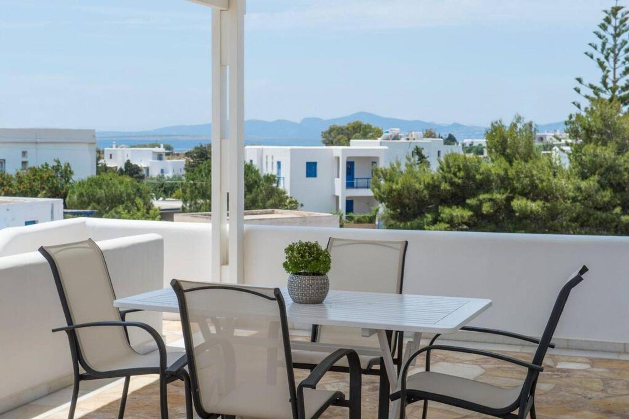 Villa Dionysos In Aliki Exterior photo