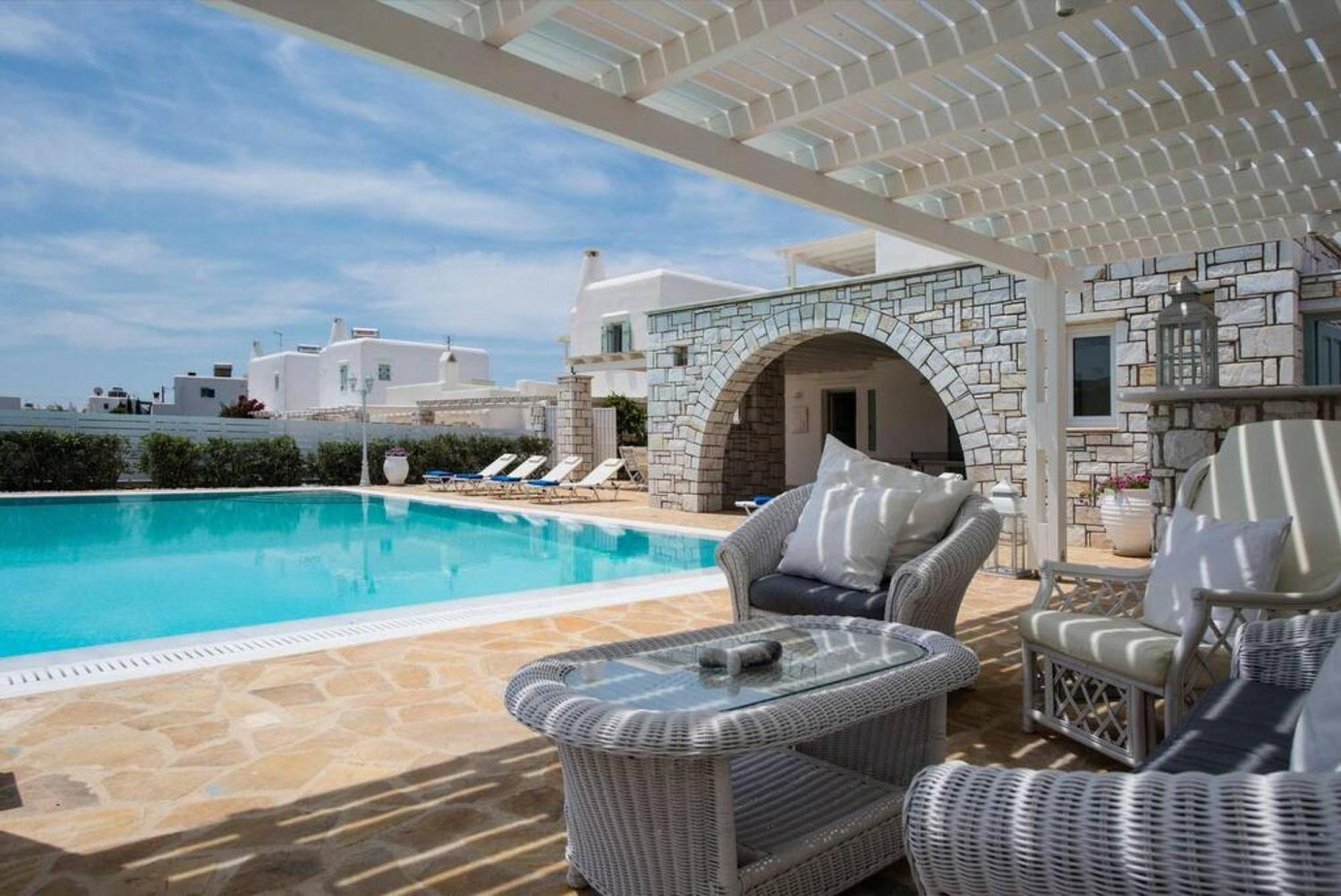 Villa Dionysos In Aliki Exterior photo